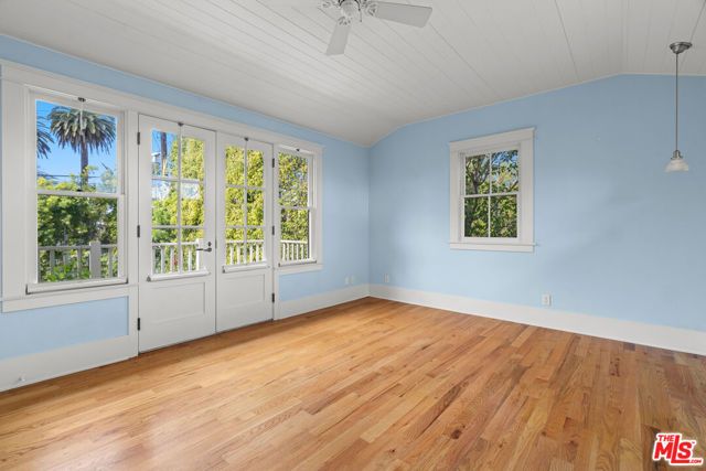 813 Crestmoore Place, Venice (los Angeles), CA 90291