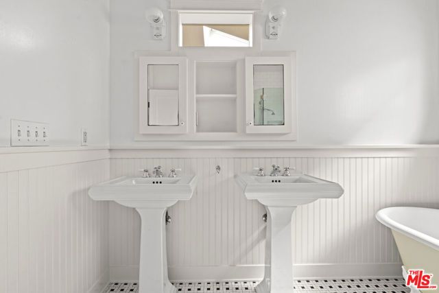 813 Crestmoore Place, Venice (los Angeles), CA 90291