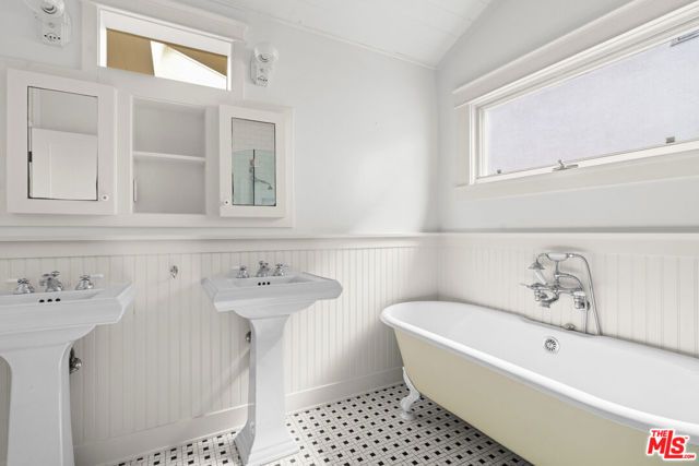 813 Crestmoore Place, Venice (los Angeles), CA 90291