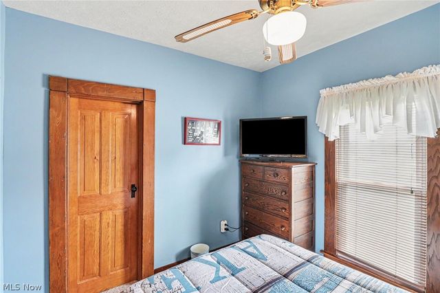290 Park Avenue, Conneaut, OH 44030