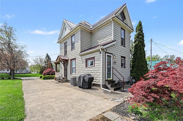 290 Park Avenue, Conneaut, OH 44030