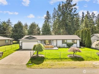 9019 Skokomish Way NE, Olympia, WA 98516