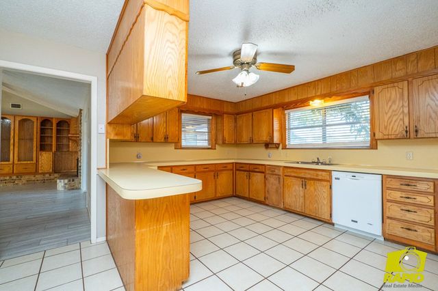 711 Robert Lee Highway, Sterling City, TX 76951