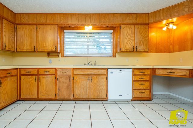 711 Robert Lee Highway, Sterling City, TX 76951