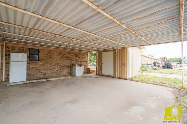 711 Robert Lee Highway, Sterling City, TX 76951