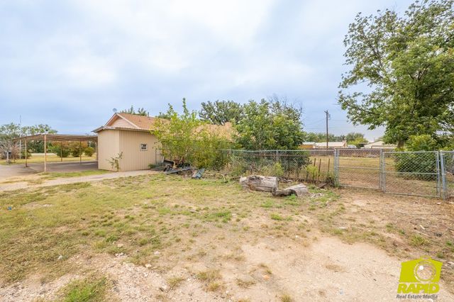 711 Robert Lee Highway, Sterling City, TX 76951