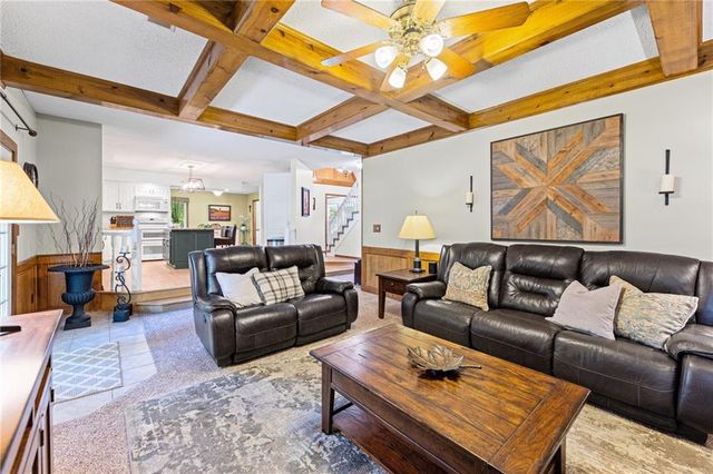 8400 Acuff Lane, Lenexa, KS 66215