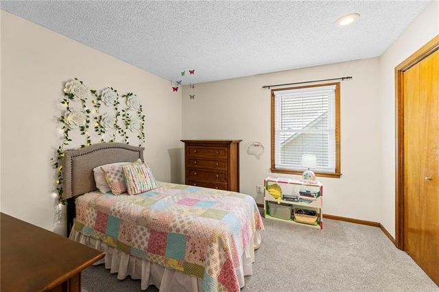 8400 Acuff Lane, Lenexa, KS 66215