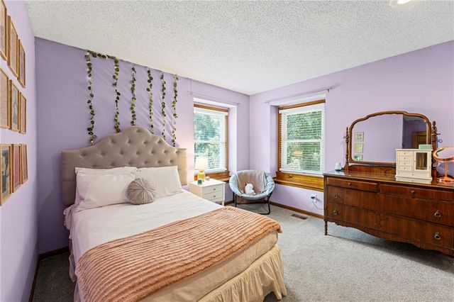 8400 Acuff Lane, Lenexa, KS 66215