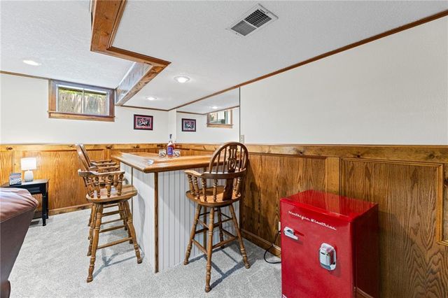 8400 Acuff Lane, Lenexa, KS 66215
