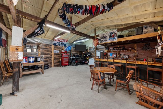 5730 Leroy Parkway, West, TX 76691