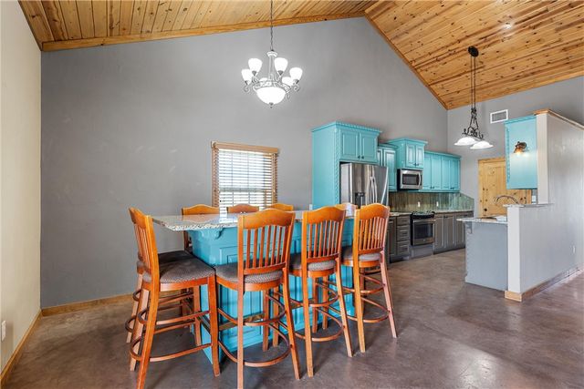 5730 Leroy Parkway, West, TX 76691