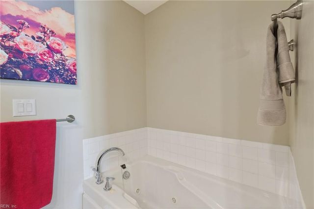 1292 Laskin Rd Apt 203, Virginia Beach, VA 23451