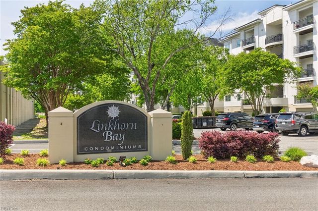 1292 Laskin Rd Apt 203, Virginia Beach, VA 23451