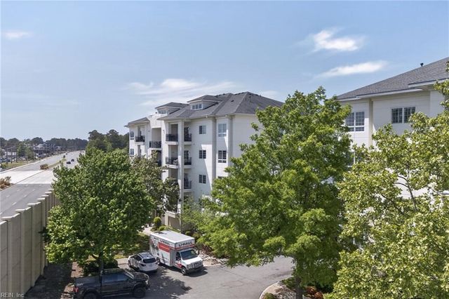 1292 Laskin Rd Apt 203, Virginia Beach, VA 23451