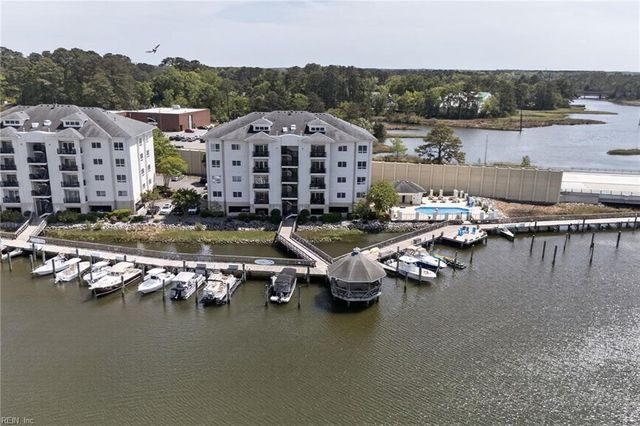 1292 Laskin Rd Apt 203, Virginia Beach, VA 23451