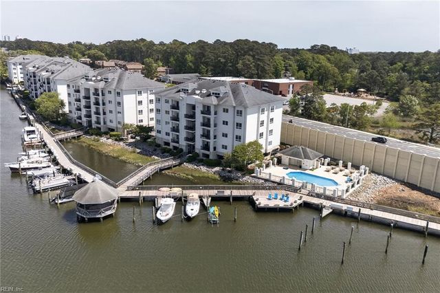 1292 Laskin Rd Apt 203, Virginia Beach, VA 23451