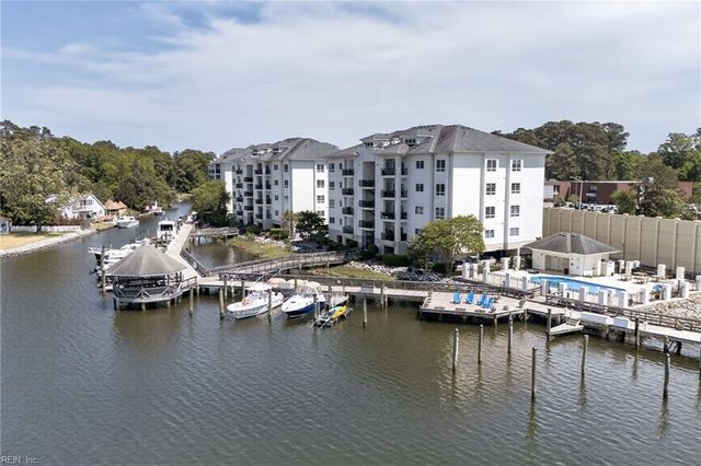 1292 Laskin Rd Apt 203, Virginia Beach, VA 23451