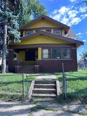 3144 Parkwood Avenue, Toledo, OH 43610