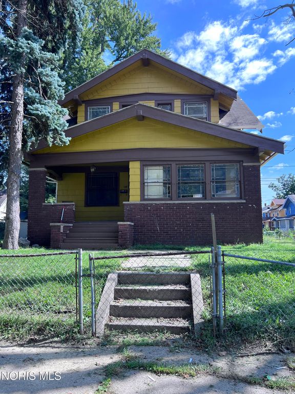 3144 Parkwood Avenue, Toledo, OH 43610
