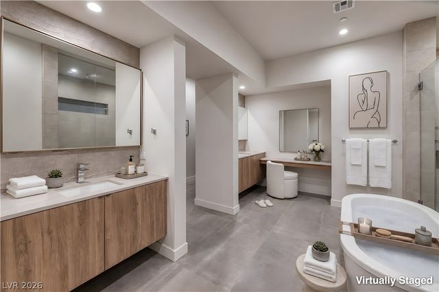 25 Falling Ridge Lane, Henderson, NV 89011