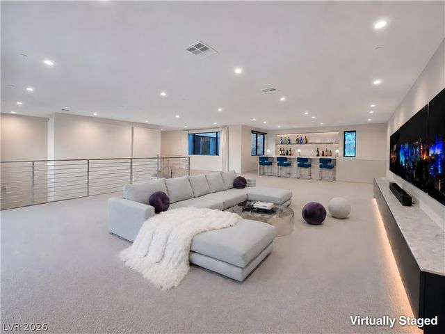 25 Falling Ridge Lane, Henderson, NV 89011