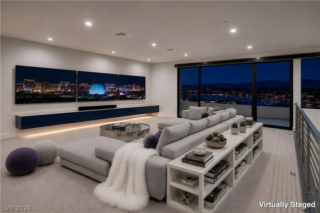 25 Falling Ridge Lane, Henderson, NV 89011