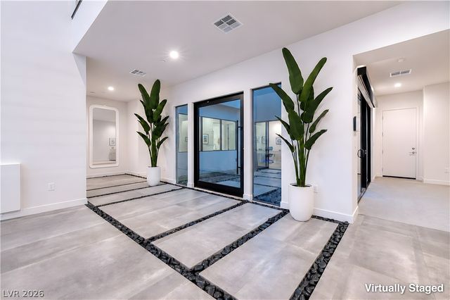 25 Falling Ridge Lane, Henderson, NV 89011