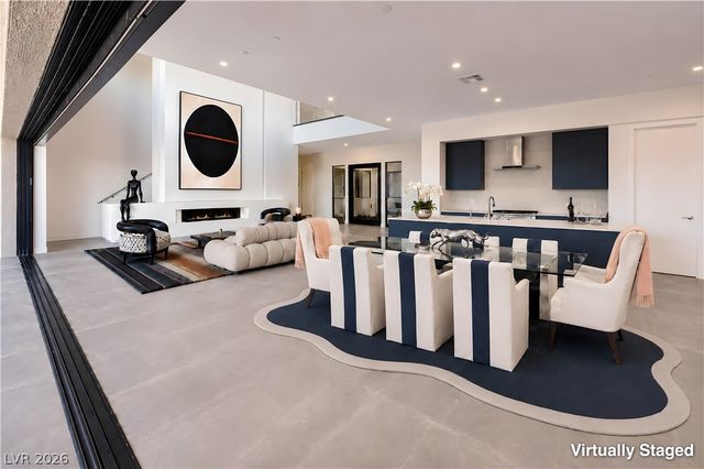 25 Falling Ridge Lane, Henderson, NV 89011