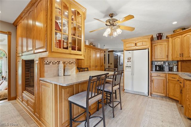 1600 Deerford Avenue SW, Massillon, OH 44647
