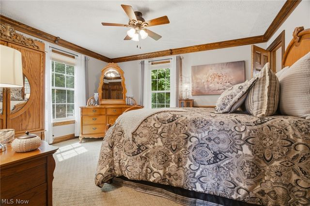 1600 Deerford Avenue SW, Massillon, OH 44647