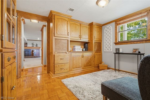 1600 Deerford Avenue SW, Massillon, OH 44647