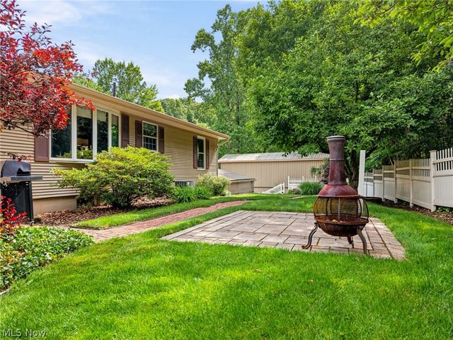 1600 Deerford Avenue SW, Massillon, OH 44647