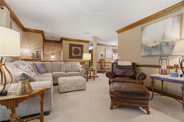 1600 Deerford Avenue SW, Massillon, OH 44647