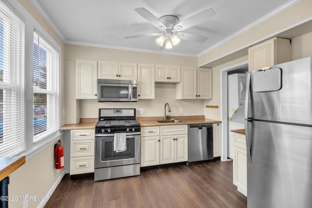 67 Barker Avenue, Shrewsbury Twp, NJ 07724