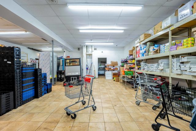 1924 E 87th Street, Chicago, IL 60617
