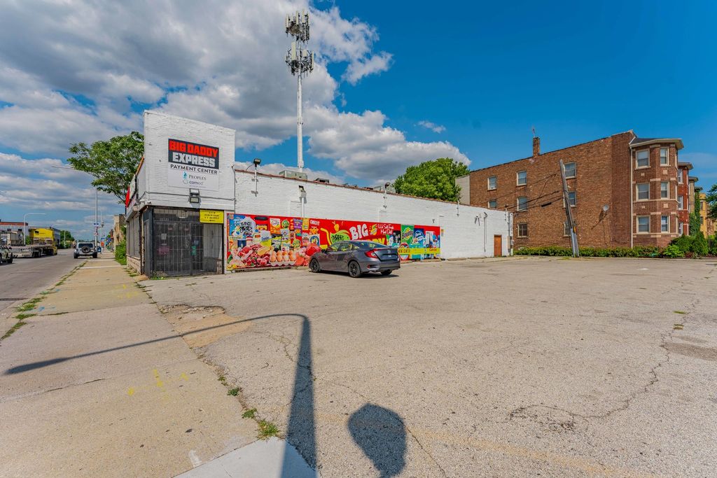 1924 E 87th Street, Chicago, IL 60617