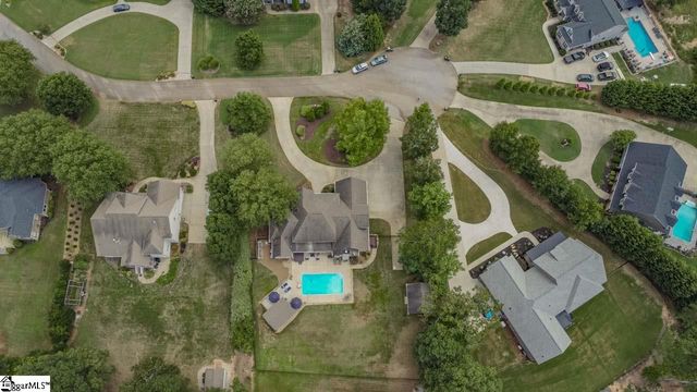 10 Forest Valley Way, Greer, SC 29651