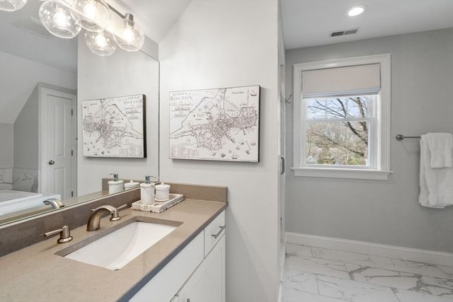 945 Walnut St, Newton, MA 02461