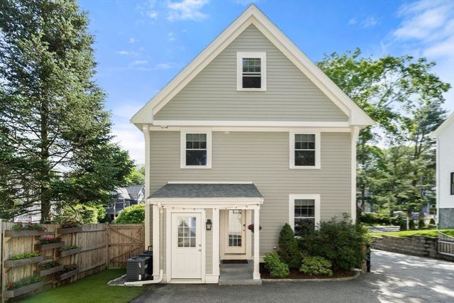 945 Walnut St, Newton, MA 02461