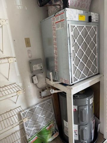 1040 Country Club Drive 306, Margate, FL 33063