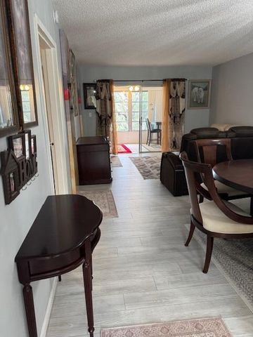 1040 Country Club Drive 306, Margate, FL 33063