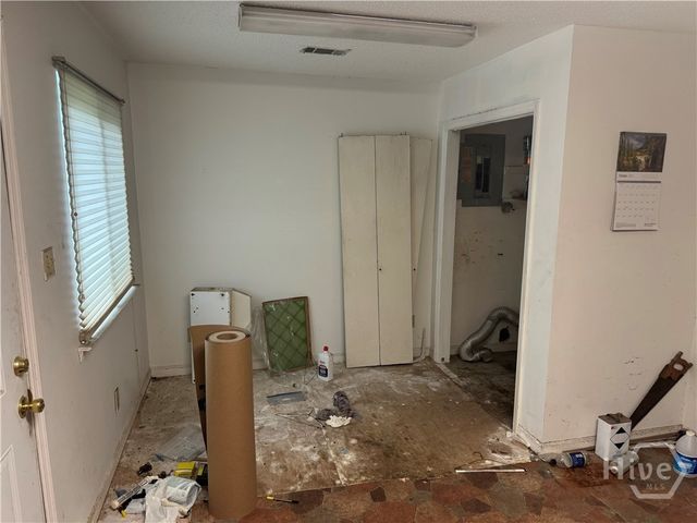 809 W 44th, Savannah, GA 31405