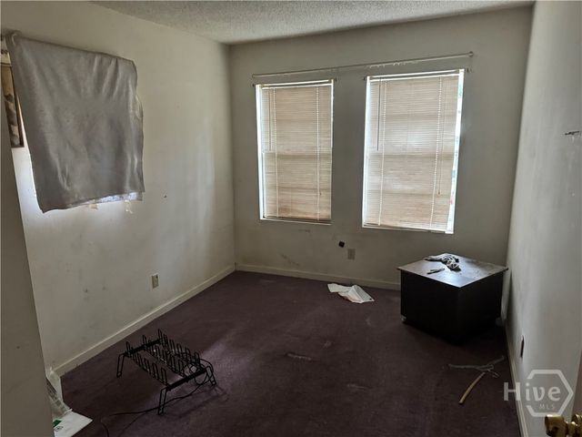 809 W 44th, Savannah, GA 31405