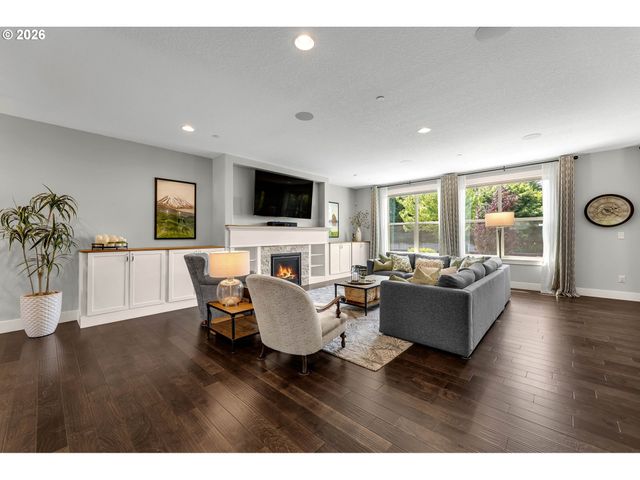 8112 Ne 182ND Pl, Vancouver, WA 98682