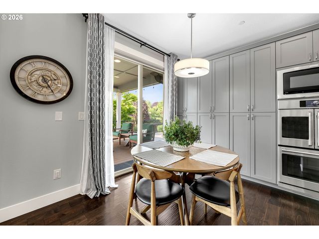 8112 Ne 182ND Pl, Vancouver, WA 98682
