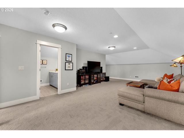 8112 Ne 182ND Pl, Vancouver, WA 98682