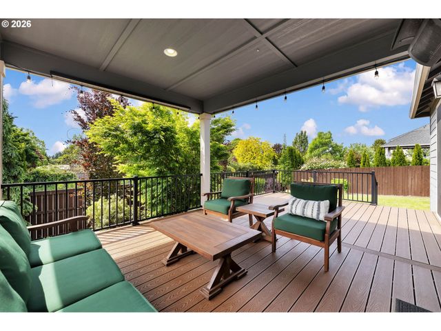 8112 Ne 182ND Pl, Vancouver, WA 98682