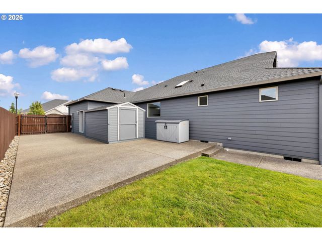 8112 Ne 182ND Pl, Vancouver, WA 98682