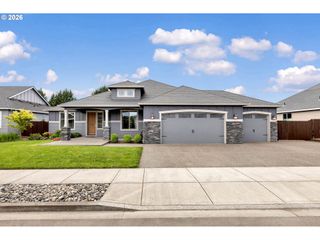 8112 Ne 182ND Pl, Vancouver, WA 98682